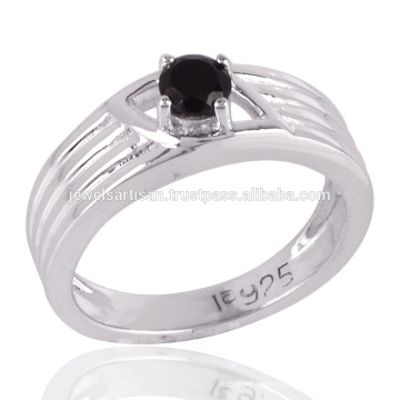 Precioso Black Onyx Gemstone definido em Prong 925 Silver Ring para todas as ocasiões